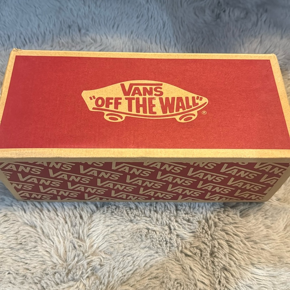 NWT Vans Slip-On Shoes Size 9.5 Women Tye Dye Multi/White In Box - Picture 2 of 9